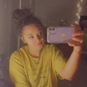 Meet your Posher, Jacey